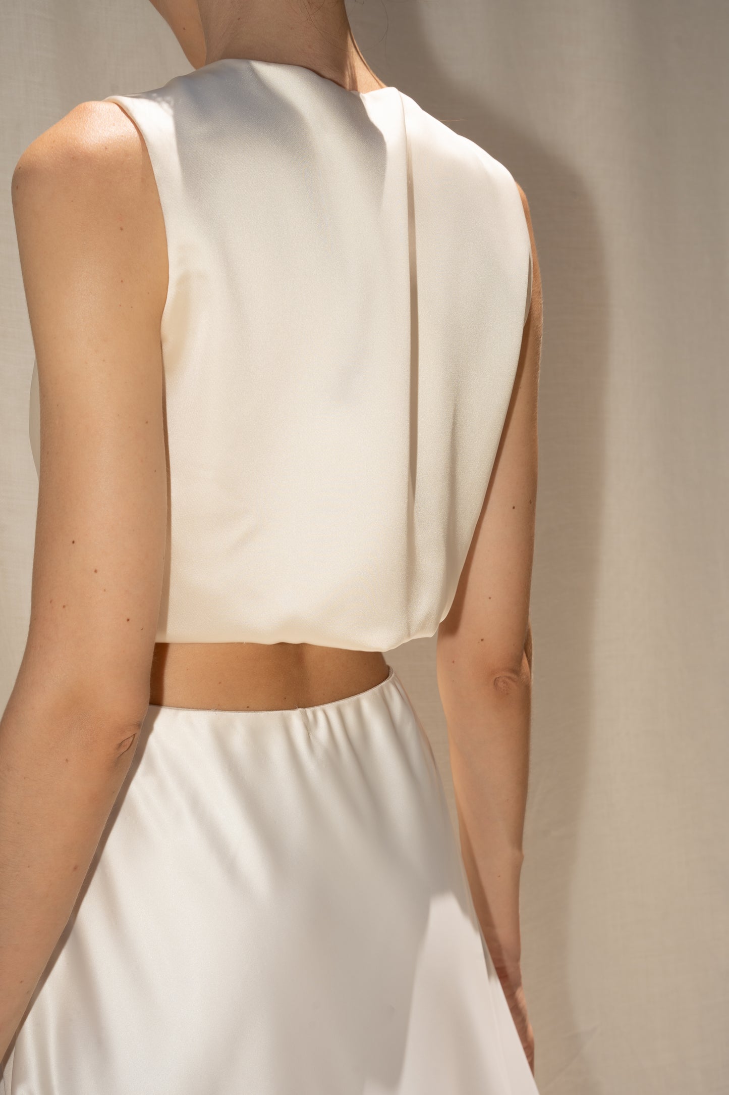 sasha-loochi-casual-village-belle-summer-friday-summer-vibes-cream