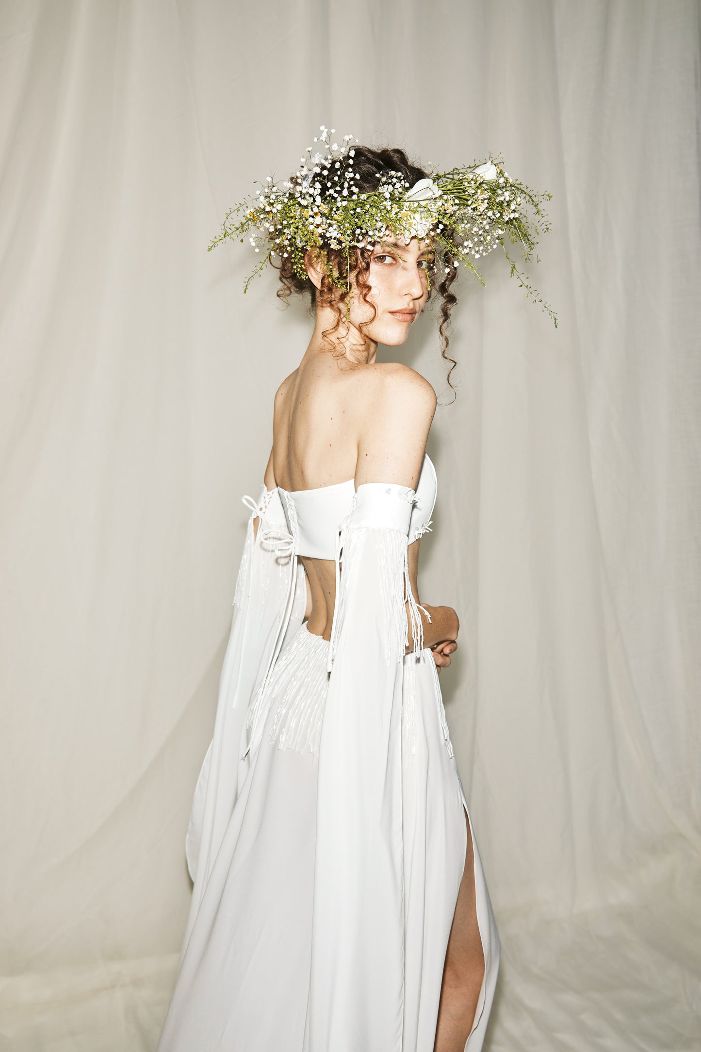 sasha-loochi-summer-vibes-wedding-dresses-ivory