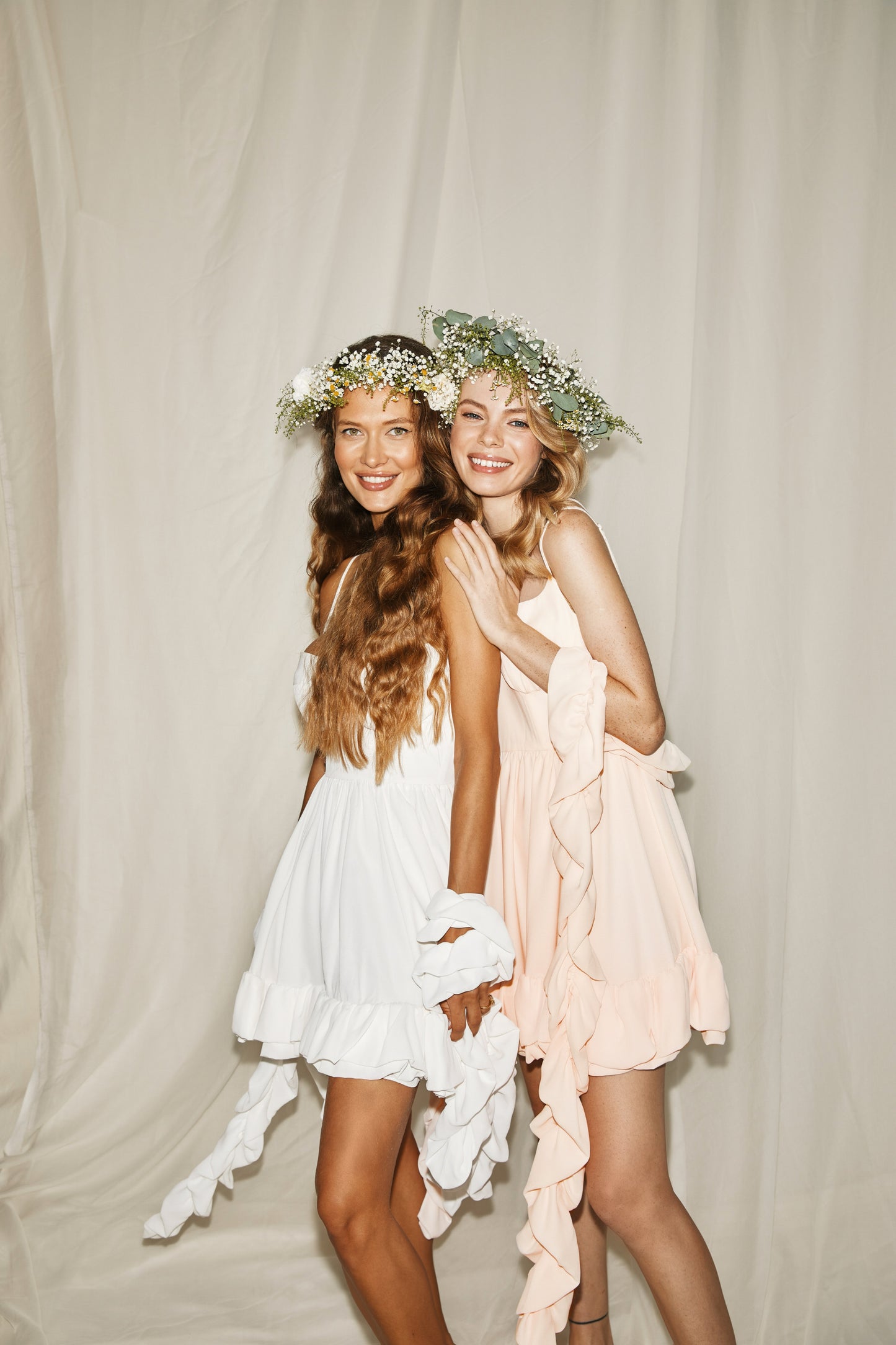 sasha-loochi-cocktail-dresses-summer-vibes-wedding-dresses-graduation-peach