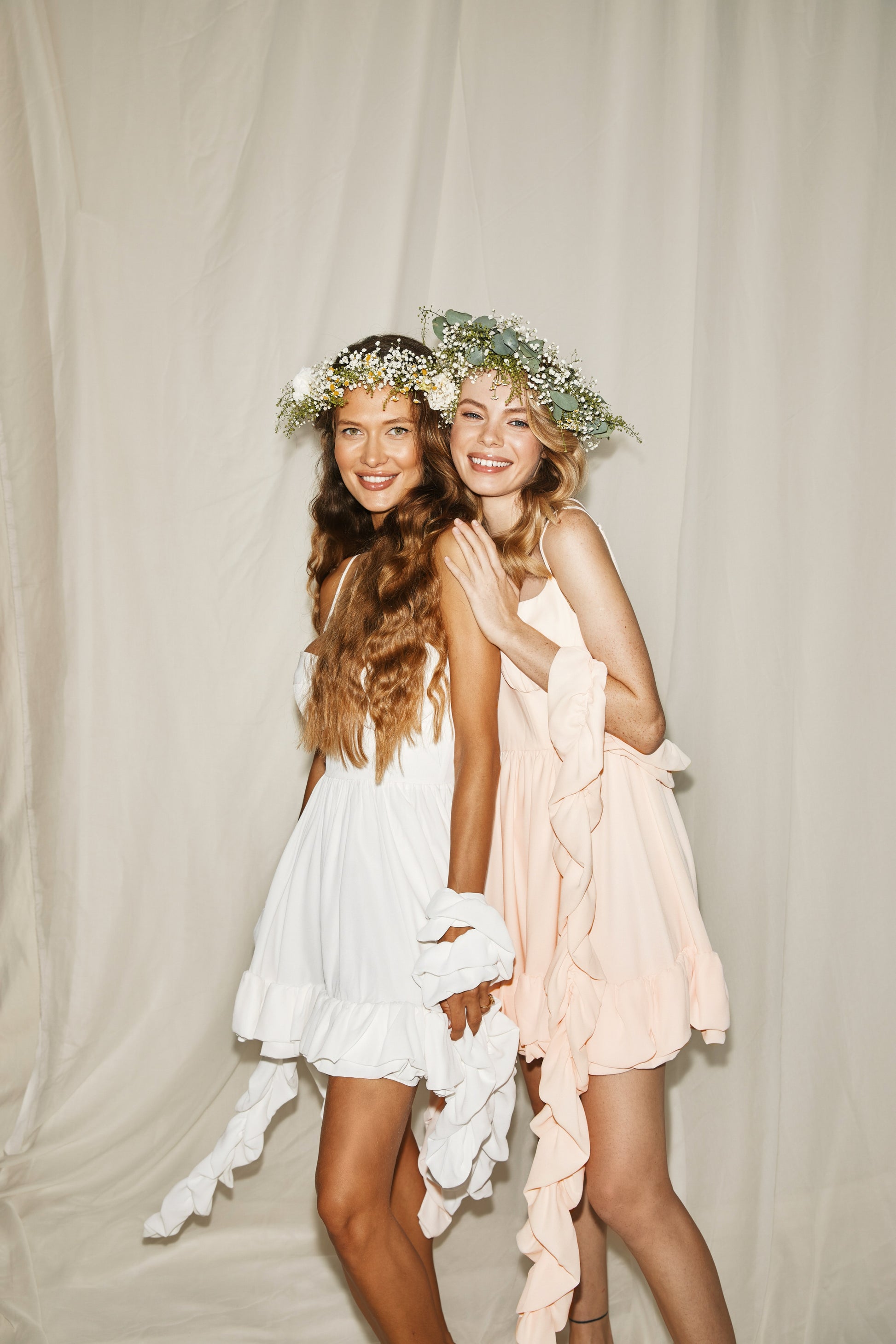 sasha-loochi-cocktail-dresses-summer-vibes-wedding-dresses-graduation-peach