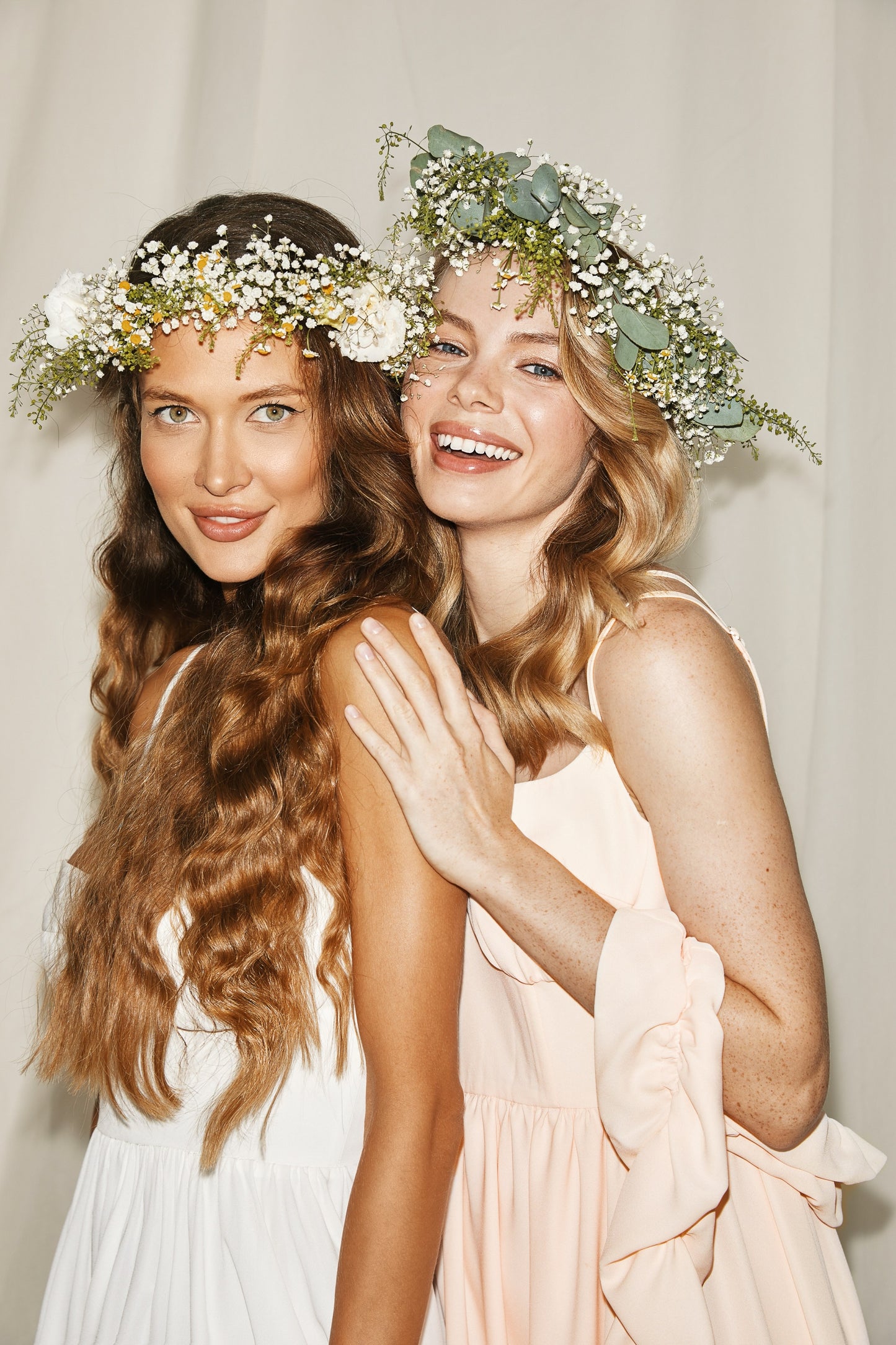 sasha-loochi-cocktail-dresses-summer-vibes-wedding-dresses-graduation-white