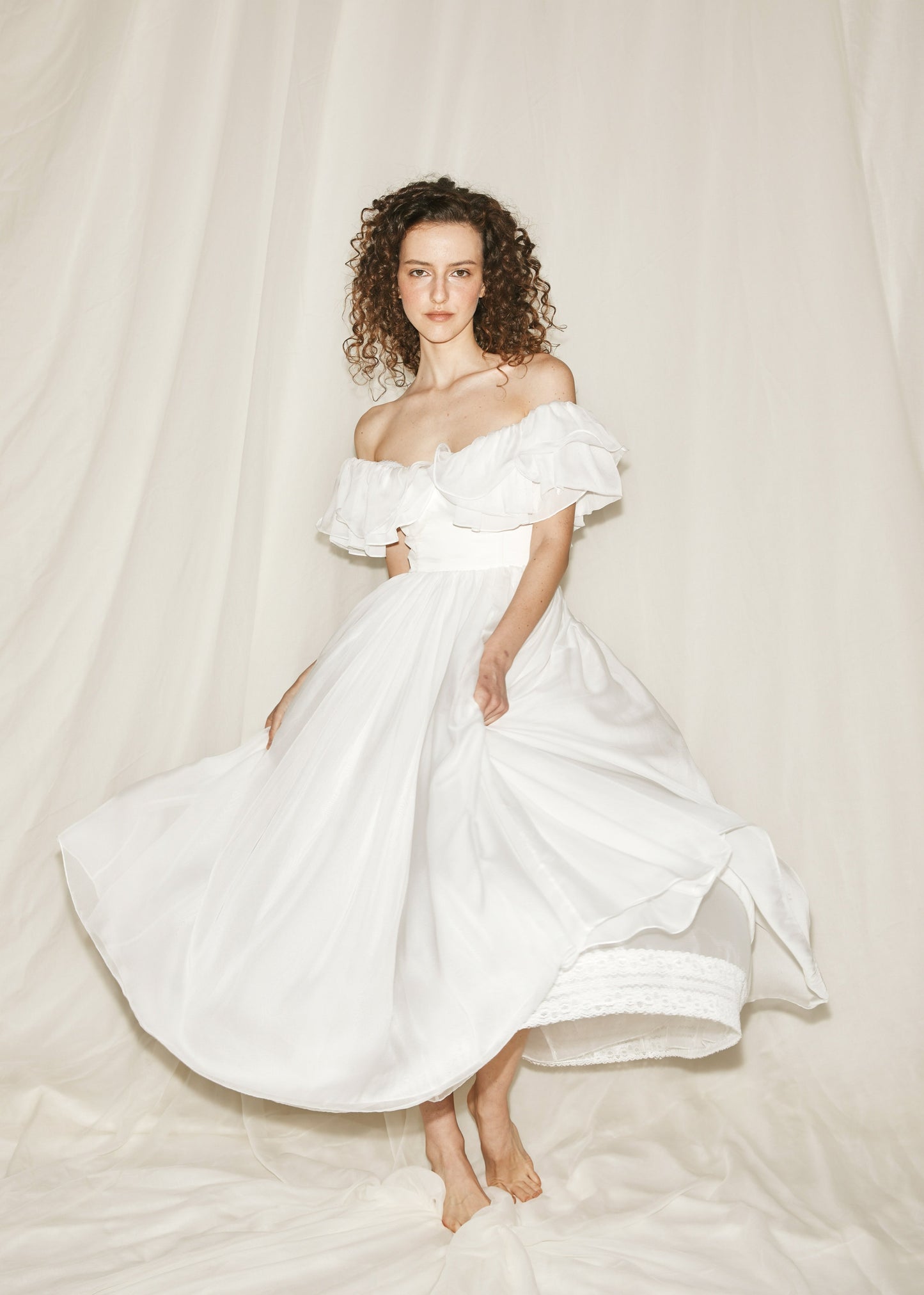 sasha-loochi-summer-vibes-wedding-dresses-ivory