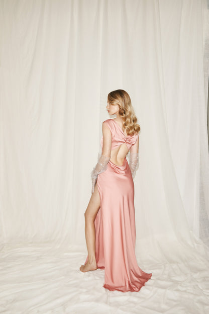 sasha-loochi-wedding-dresses-peony