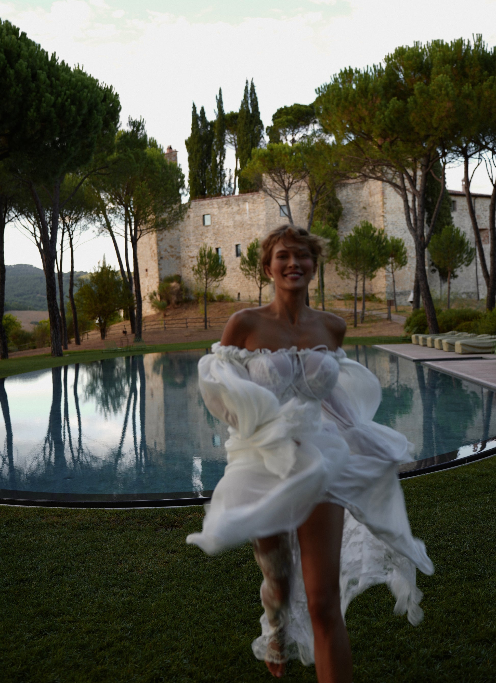 sasha-loochi-couture-autumn-ivory