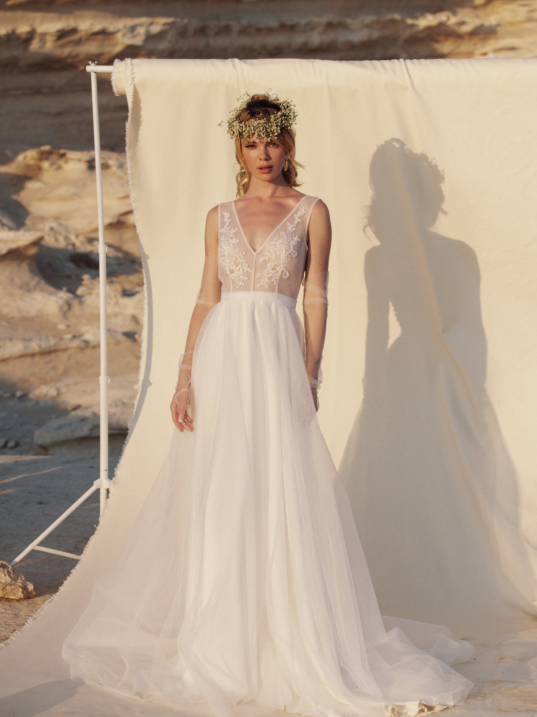 sasha-loochi-wedding-dresses-white