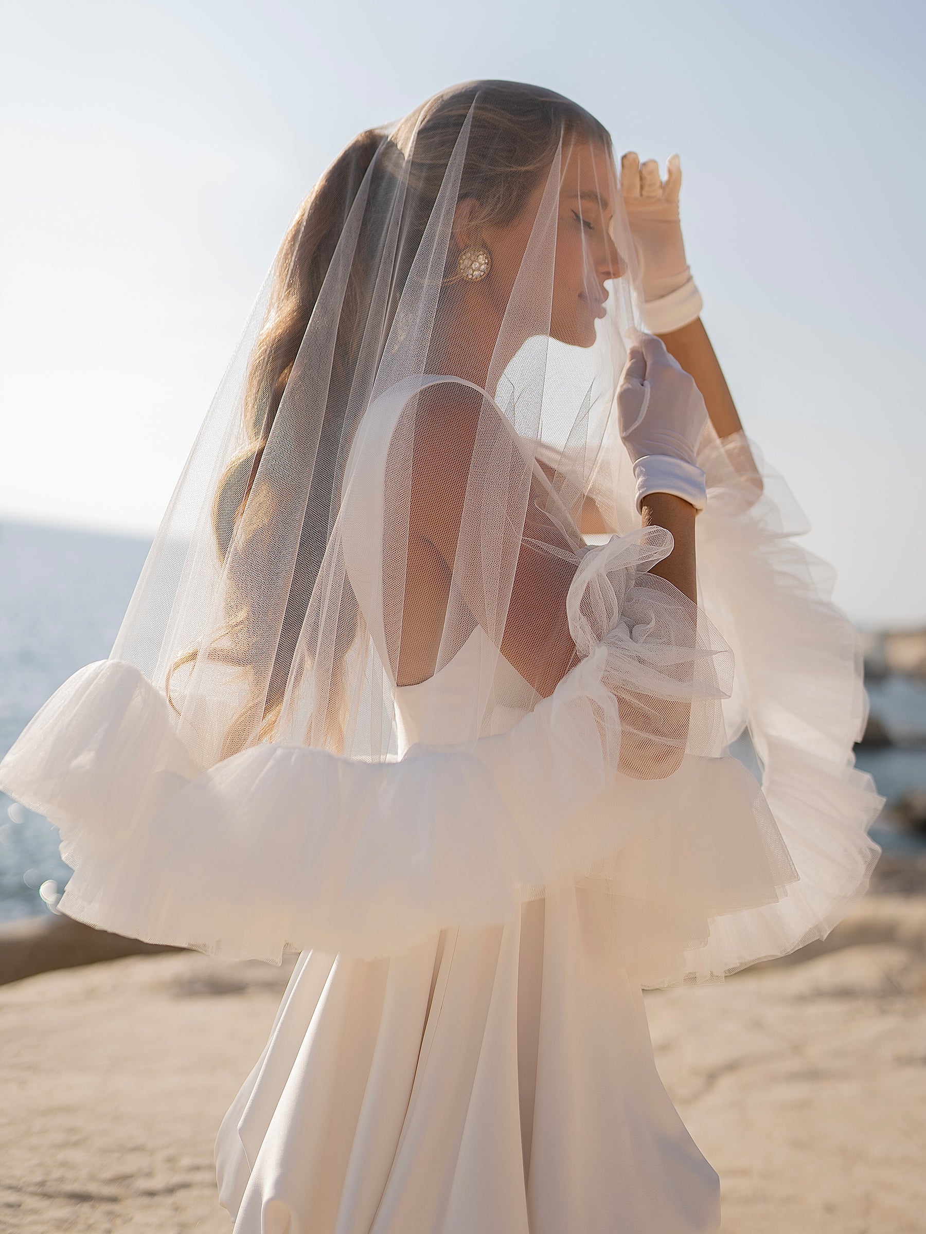 sasha-loochi-cruise-resort-wedding-dresses-party-dresses-second-look-bloody-marry-ivory