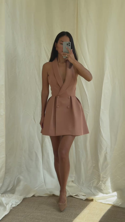 sasha-loochi-autumn-pumpkin-spice-latte-brown