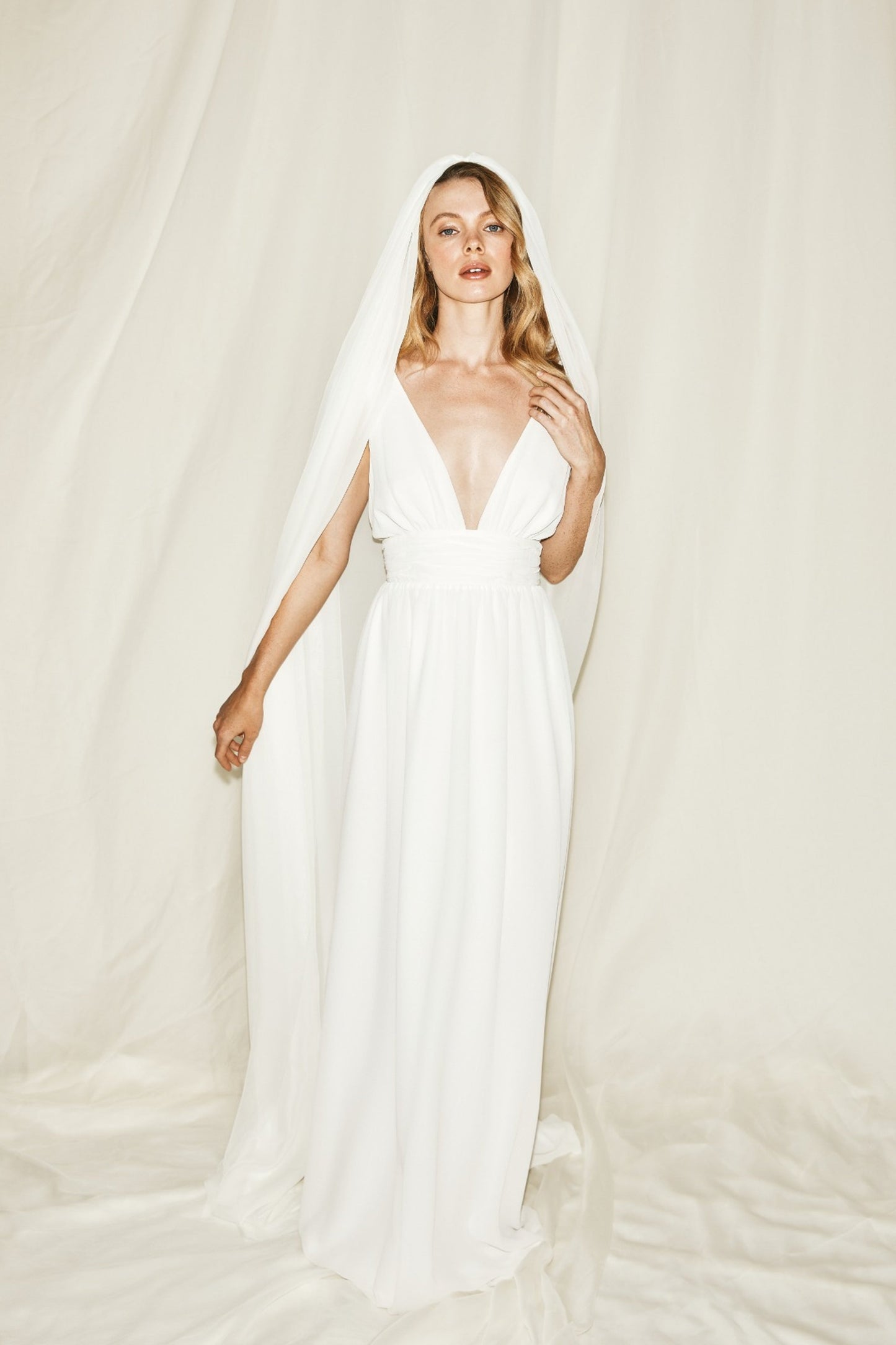 wedding-dresses-ivory