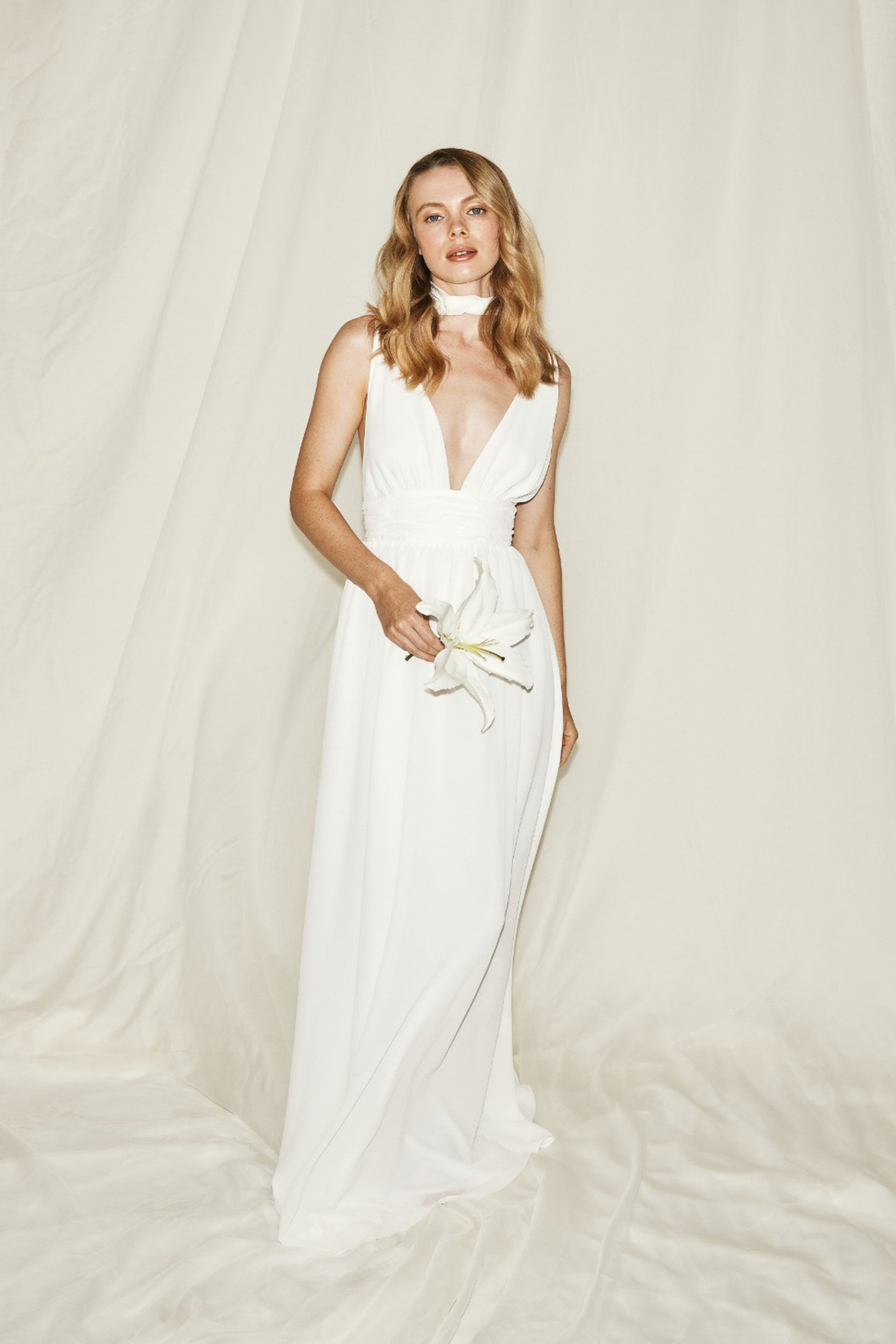 sasha-loochi-wedding-dresses-ivory