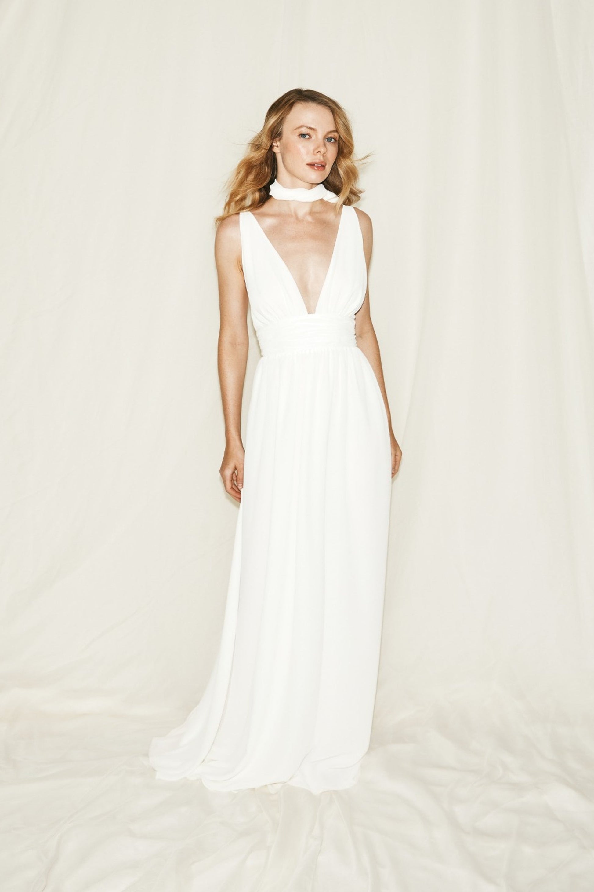 sasha-loochi-wedding-dresses-ivory